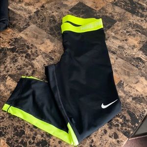 Nike Dri Fit Crop Leggings